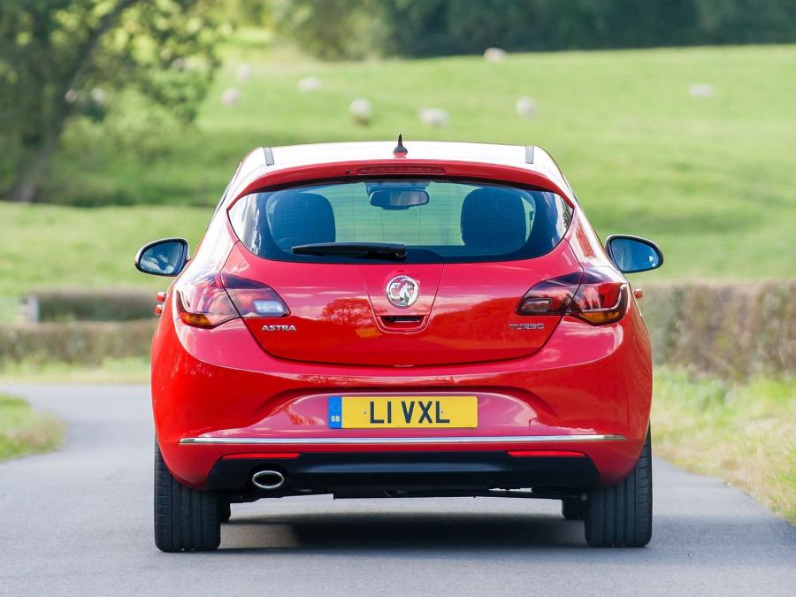  Vauxhall Astra SRI Turbo 2012 года  (фото 6 из 21)